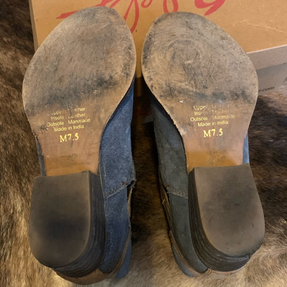 Suede booties - Picture 8 of 8
